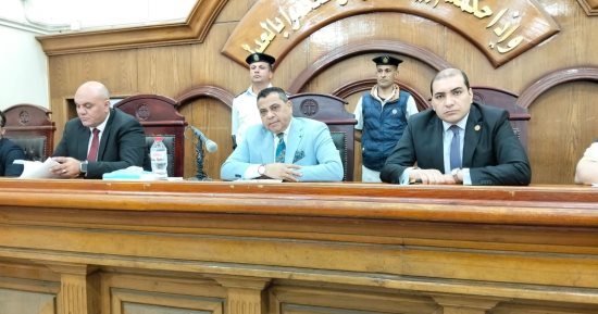 السجن 5 سنوات والعزل من الوظيفة لموظف استولى على 237 ألف جنيه بالشرقية