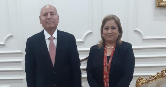 ​محافظ القاهرة يقبل استقالة رئيس حي المرج ويشيد بجهودها