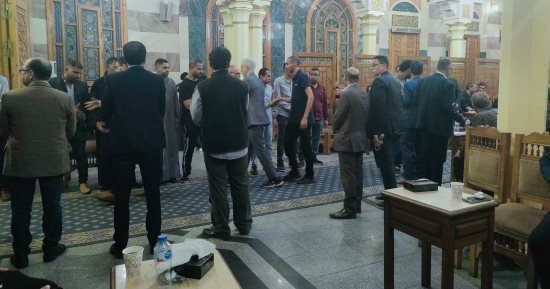 خالد البلشى ومثقفون يقدمون واجب العزاء فى سيد العديسي