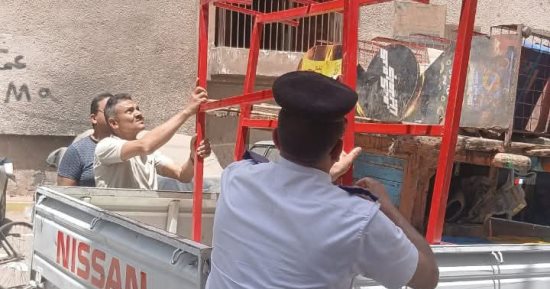 ضبط ومصادرة 250 مخالفة إشغالات فى حملة لشرطة المرافق بحى شرق سوهاج