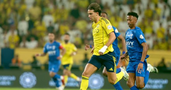 سيماكان يتقدم للنصر بهدف أمام الهلال في قمة الدوري السعودي.. فيديو