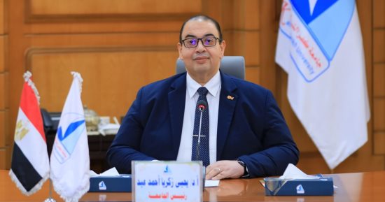 في اليوم العالمي للتمريض.. رئيس جامعة كفر الشيخ: أنتم ملائكة الرحمة ونبض الإنسانية