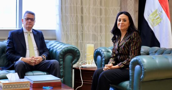 وزيرة التضامن تستعرض جهود برامج الحماية الاجتماعية للأسر الأولى بالرعاية 