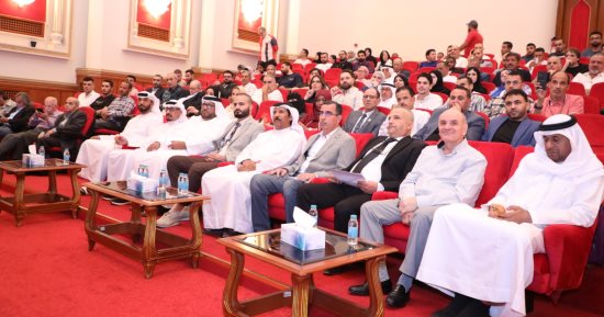 قصائد تلامس الإنسان والحياة والواقع في أمسية بيت الشعر بالشارقة