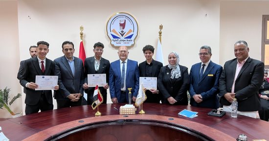 تتويج كلية الهندسة بلقب الموسم الأول من “عباقرة جامعة سوهاج الأهلية”