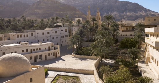 دير القديس الأنبا أنطونيوس.. أول نواة للحياة القبطية فى الصحراء الشرقية