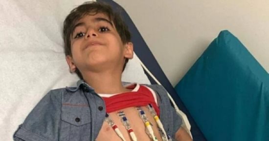 فاعل خير ينهي معاناة الطفل أنس.. استكمال تكلفة علاجه الجيني بـ6 ملايين درهم