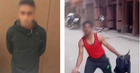الدم بقى مية فى المحلة.. بائع فاكهة يمزق جسد شقيقه بـ مطواة والسبب صادم