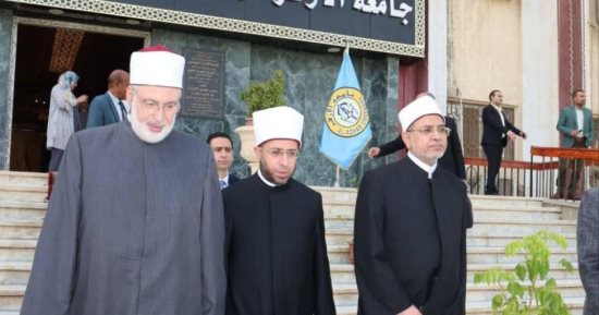 وزير الأوقاف يزور جامعة الأزهر ويؤكد: بيتنا العلمي والوطني الأصيل