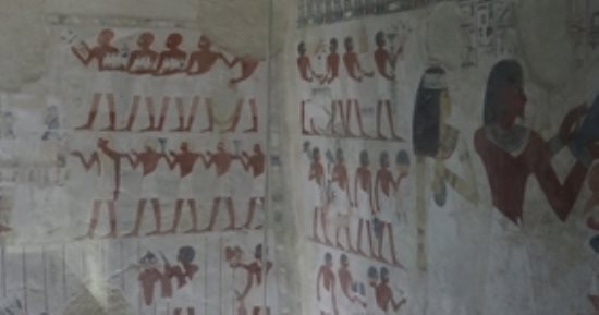 جبانة الخوخة بالأقصر تشهد اليوم فتح أبواب مقبرتى أمنحتب وساموت الإبن.. صور
