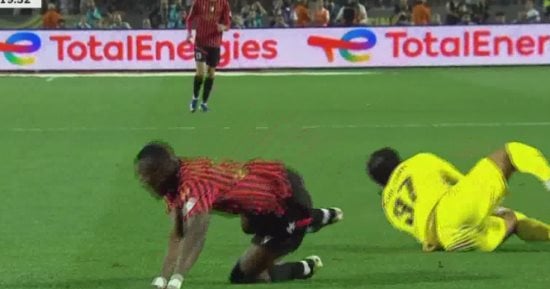 المهدى سليمان ينقذ الزمالك من هدف محقق أمام اتحاد العاصمة فى نهائى الكونفدرالية