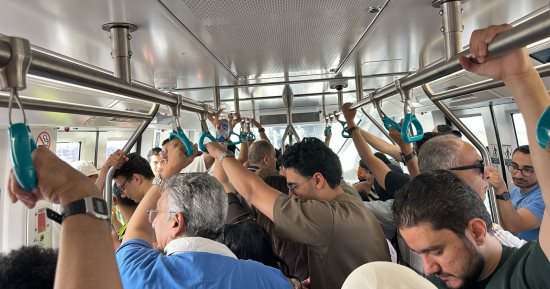 المونوريل يجذب الآلاف يوميًا وسط إقبال جماهيري متزايد