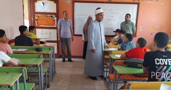 رئيس منطقة الغربية الأزهرية يتابع امتحانات الابتدائية والإعدادية بالسنطة