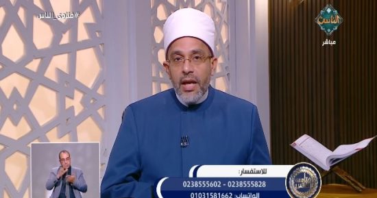 هل الصلاة بالمناكير جائزة؟.. أمين الفتوى يوضح الحكم