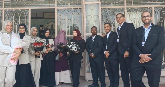 تطوير حلوى جيليه من قشور الرمان.. ابتكار لطلاب زراعة عين شمس لدعم الصناعة