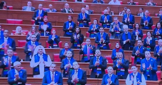 بدء الجلسة العامة لمجلس النواب لمناقشة قانون مد الدورة النقابية