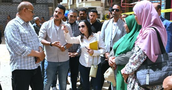 إعادة إحياء المدينة التاريخية.. محافظ البحيرة تتفقد أعمال تطوير رشيد