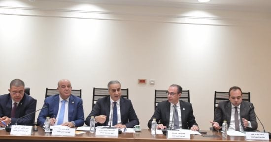 الأجندة التشريعية.. قوانين على أولويات لجنة الصحة بمجلس النواب بدور الانعقاد الثاني.. تعديل تشريعي لتنظيم نشر المحتوي الطبي عبر السوشيال ميديا لحماية المواطنين.. مطالب بتعديل "مزاولة الصيدلة" لدعم منظومة الدواء