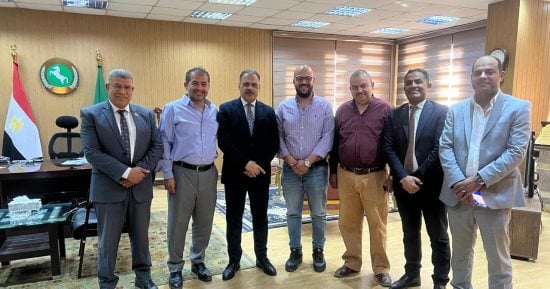 محافظ الشرقية يعلن عن إقامة "شلتر" للكلاب الضالة بالعاشر من رمضان