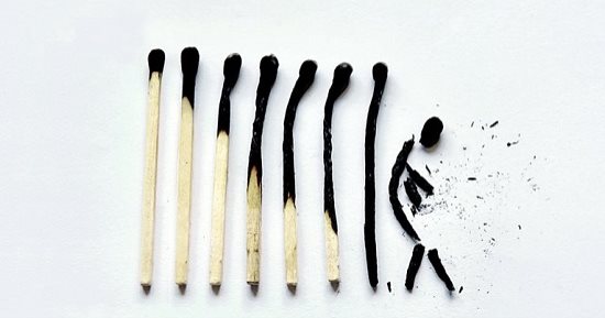 أنا قوية بس تعبت.. ما هو الاحتراق النفسى وكيفية علاجه؟