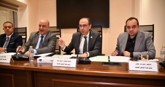 "صحة النواب" توصى بعدم المساس بتقديم الخدمة لمنتفعى التأمين الصحى