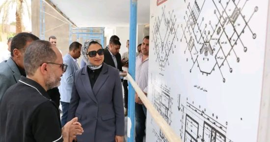 محافظ الوادى الجديد تتفقد أعمال إنشاء المعهد العالى لتكنولوجيا المعلومات