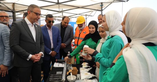 محافظ الجيزة: الدولة تولى اهتماما كبيرا بتوطين الصناعة وزيادة الاعتماد على المنتج المحلى