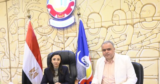 محافظ البحيرة تلتقى أعضاء مجلسى النواب والشيوخ لمناقشة القضايا الجماهيرية