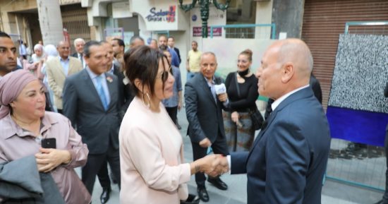 وزيرة الثقافة: مبادرة شارع الفن خطوة نوعية فى مسار إتاحة الفنون للجمهور