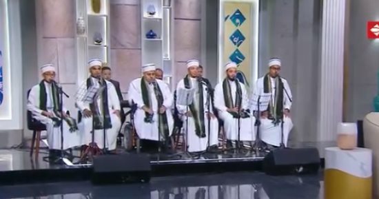 لبيك اللهم لبيك.. فرقة المداح تبدع فى تلبية الحجاج ببرنامج مدد «فيديو»