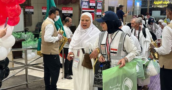 الحجاج يتأهبون لمشعر عرفات.. رئيس بعثة الحج المصرية: تفويج جميع حجاج القرعة لمكة استعدادا للمناسك.. أكبر خطة تصعيد لراحة ضيوف الرحمن.. ولا دخول للمشاعر المقدسة بدون نسك.. وندعو الجميع بعدم التدافع