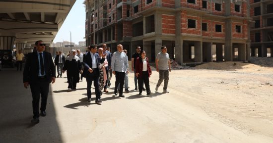 ​محافظ القاهرة يتفقد مشروع تطوير "مدينة الأمل" ومتابعة نسب تنفيذ الأبراج السكنية الجديدة