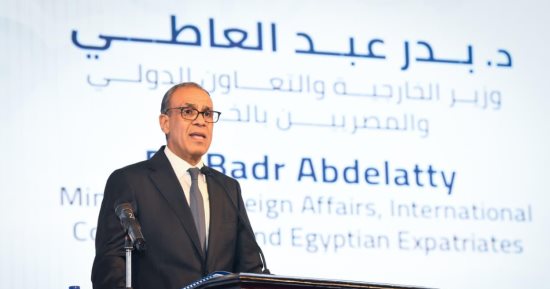 مباحثات مصرية سودانية تركية أمريكية في العلمين السبت.. مصادر دبلوماسية: جهود مكثفة للتوصل إلى هدنة والدفع نحو تفعيل الحل السلمى.. والقاهرة تدعم تسوية بقيادة سودانية وتنسق إقليمي ودولي لتجنب تضارب المسارات