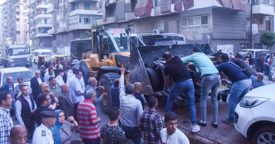 حملات مكبرة بالإسكندرية.. والمحافظ: تجهيز باكيات حضارية بشارع 30 قبل العيد