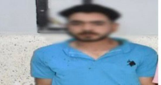 طعنه بسبب رعونة القيادة.. حقيقة صور التعدى بآلة حادة على شاب فى الدقهلية