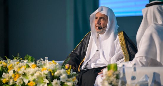 أمين رابطة العالم الإسلامي يحاضر حول الوسطية السعودية: من المنهج الفقهي للريادة العالمية