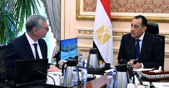 رئيس الوزراء يتابع مع وزير البترول عددا من ملفات عمل القطاع
