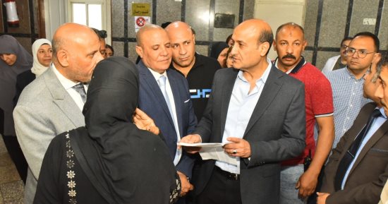محافظ أسيوط يتفقد المستشفيات تزامنا مع عيد الأضحى