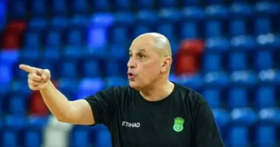 كشف حساب أحمد عمر فى الولاية الأولى مع سلة الاتحاد قبل العودة
