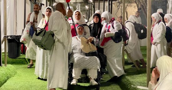 نجاح نفرة حجاج الجمعيات الأهلية من عرفات إلى مزدلفة.. صور 