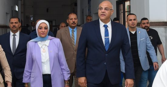 محافظ الإسكندرية يزور مستشفى الطلبة ويهنئ المرضى والأطقم الطبية بعيد الأضحى