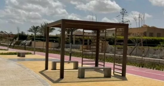 كل ما تريد معرفته عن الممشى الساحلى الجديدة بمارينا العلمين.. إنفوجراف