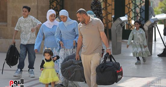 رابع أيام عيد الأضحى.. الأسر المصرية تواصل الاحتفال والمتنزهات تستقبل آلاف الزوار