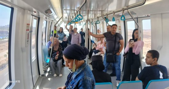 ​وزارة النقل تتيح وسائل دفع متنوعة وتيسيرات باشتراكات المترو والمونوريل وLRT