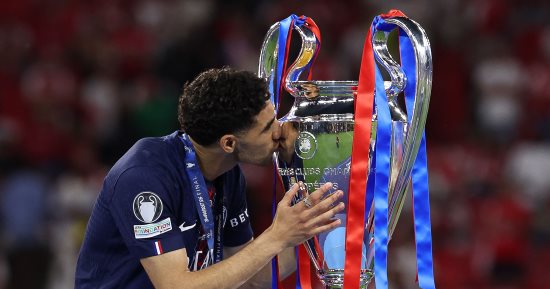 حكيمي يعادل رقم إيتو في دوري أبطال أوروبا