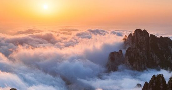 إنقاذ مستكشف كهوف علق على عمق 120 مترا بإيطاليا