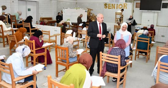 رئيس جامعة قناة السويس: 90% من اختبارات كلية الطب البيطري تُعقد إلكترونيًا