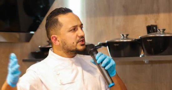«أطباق صنعت الذاكرة» لـ مهاب الهنيد يكشف العلاقة بين الطعام والذكريات الإنسانية