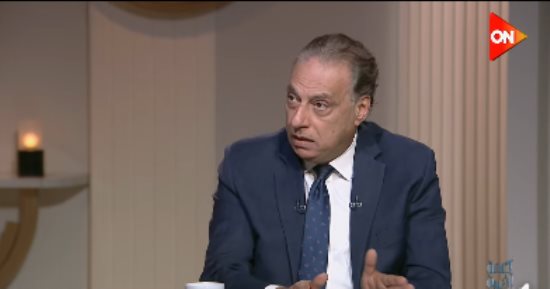 محمد كمال: علاقات أمريكا وإيران تقترب من سلم مؤقت.. ومصر وباكستان ضمن الوسطاء