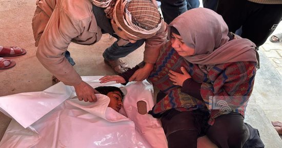 استشهاد وإصابة 6 فلسطينيين في قصف إسرائيلي وسط قطاع غزة